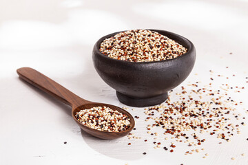 Chenopodium Quinoa - Photo Of Real Quinoa Seed Mix: White, Red And Black Quinoa