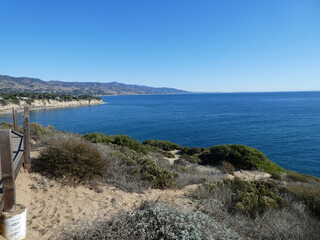 Fototapeta na wymiar rocks and sea at point dune , Malibu, California