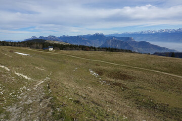 Randonnée automnale au départ d'Engins vers le plateau de la Molière dans le Vercors