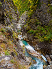北アルプス黒部峡谷下の廊下白竜峡