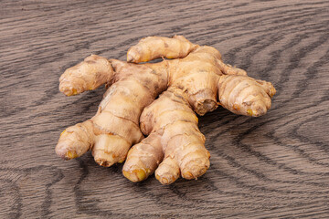 Natural organic raw ginger root