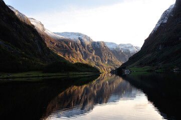 Naeroeyfjord Flam