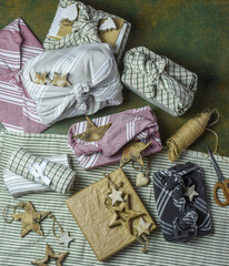 Furoshiki, Geschenke zu Weihnachten mit Stoff verpacken, einpacken mit Geschirrhandtuch, Nachhaltige Geschenkverpackung