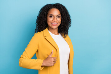 Profile side photo of young black woman happy positive smile show thumbs-up like fine advert...