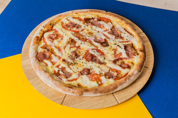 Delicious Contemporary Classic Food Pizza Dish Plate Menu Lunch Dinner Gourmet Dessert Chef Pasta Shrimp Cocktail Drink on Color Background