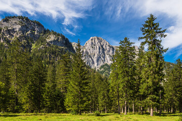 Landschaft im Klausbachtal im Berchtesgadener Land in Bayern