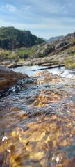 foto de uma nascente de uma cachoeira, em minas gerais, brasil