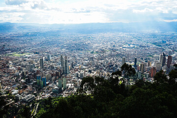 Fototapeta premium Blick auf Bogotá vom Berg Monserrate