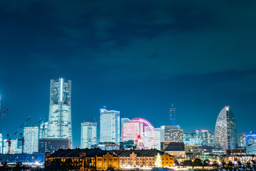 Fototapeta na wymiar 神奈川県横浜市みなとみらいのビルが全館点灯した夜景