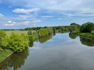 Fototapeta na wymiar Fluss Saale in Sachsen-Anhalt