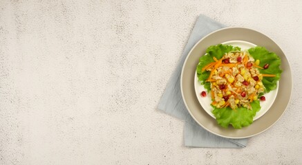 pasta with tomato and basil