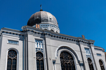 Exterior view of the Sion Neolog Synagogue. Oradea, Romania.