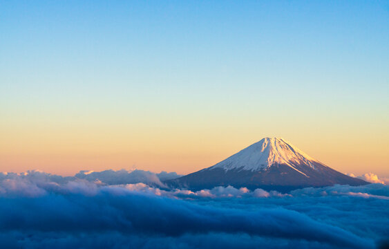 夕焼け　富士山　雲海