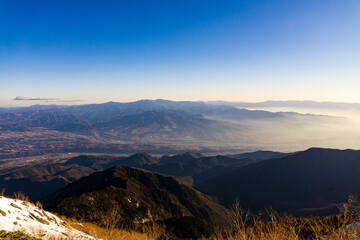 山岳展望　南アルプス　鳳凰三山　甲府盆地