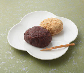 小豆ときな粉のおはぎ