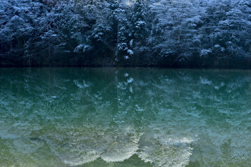 雪景色の笠置峡 © tosi