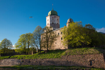 Fototapeta na wymiar Fortress in the city of Vyborg in Russia