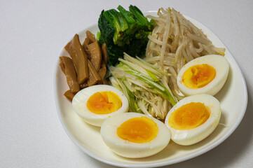 拉麺の具材