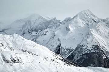 Fototapeta na wymiar Mountains in the Alps