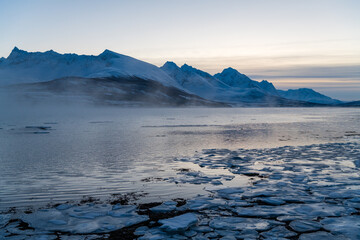 Landschaft am Fjord Sørlenangen am Ullsfjord