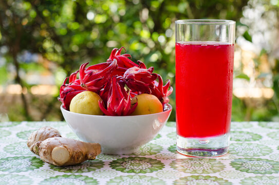 Saril, a popular beverage made of roselle plant calyces, ginger and lemon