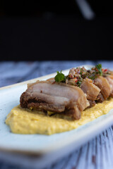 Cordero with mashed potatoes