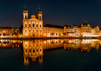 Fototapeta na wymiar Luzern Nachtpanorama - Schweiz
