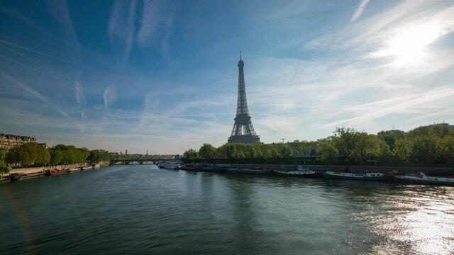 Paris Sein and Eiffel Tower Timelapse