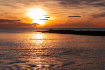 Amanecer en el Mar Mediterráneo