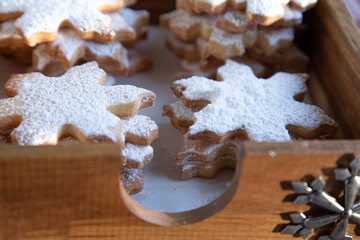 Christmas   cookies in wood box