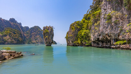 Fototapeta na wymiar Kao Phing Kan island in Krabi is famous for a scene from James Bond movie.