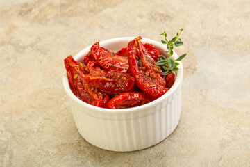 Sun-dried tomato in olive oil