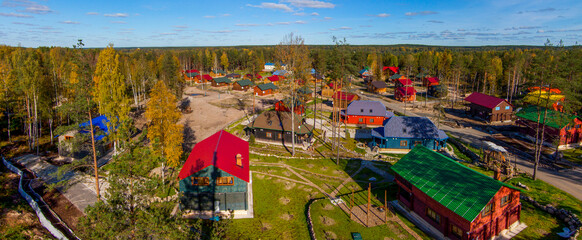 Obraz premium top view of the village and the house in the woods