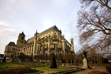 Cathédrale Bourges architecture patrimoine France - religion culte