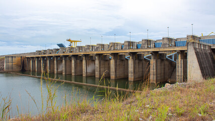 Fototapeta na wymiar Hydroelectric Plant - Lajeado - Tocantins