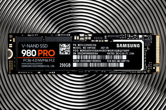 Samsung SSD 980 PRO PCle 4.0 NVMe M.2 on textured background