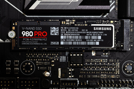 Samsung SSD 980 PRO PCle 4.0 NVMe M.2 on motherboard background Stock Photo  | Adobe Stock