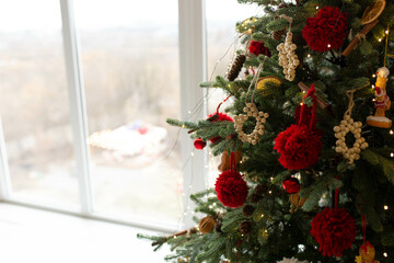 Christmas tree. decorated Christmas tree lights up. new year's interior. new year. Christmas