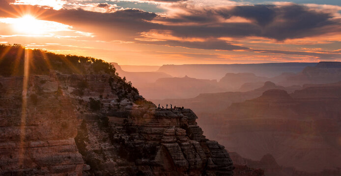 grand canyon after sunset with people taking photos