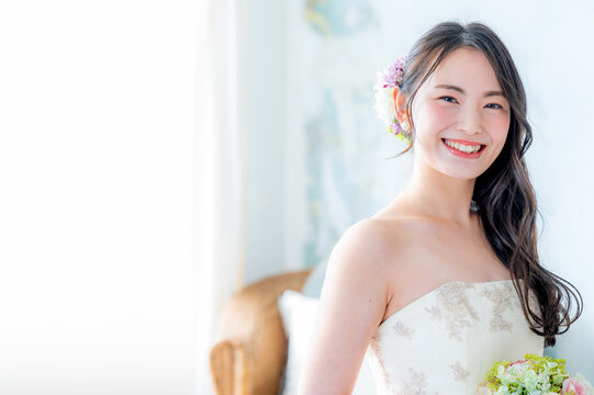 Very cute and easy to use image of an Asian bride Copy space