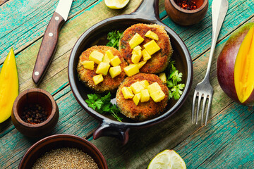 Vegan quinoa and mango burgers