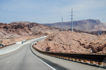 Fototapeta premium Roads and highways that cross the rocky desert near Hoover Dam in Nevada