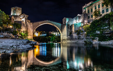 Alte Mostar Brücke in Bosnien und Herzegowina