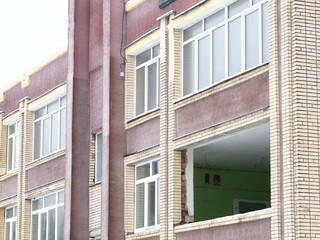 reconstruction of the school building replacement of old windows