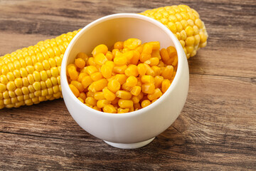 Sweet yellow corn in the bowl