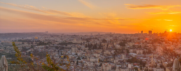 Fototapeta premium Sunset view of Jerusalem old and new city