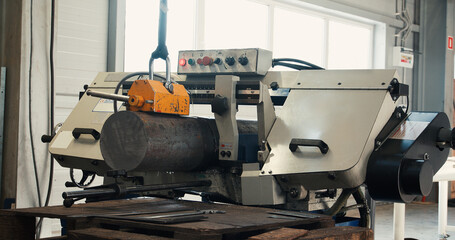 Automatic feed steel bar cutting band saw, high performance cut-off machine, steel bar cutting,...