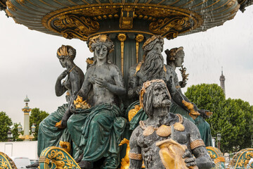 Fototapeta na wymiar Fontaine des Mers, Place de la Concorde, Paris