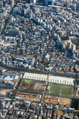 落合中央公園上空から高田馬場駅方向を空撮