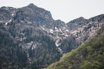 Fototapeta na wymiar Swiss mountains - monumental rock formations in the Alps
